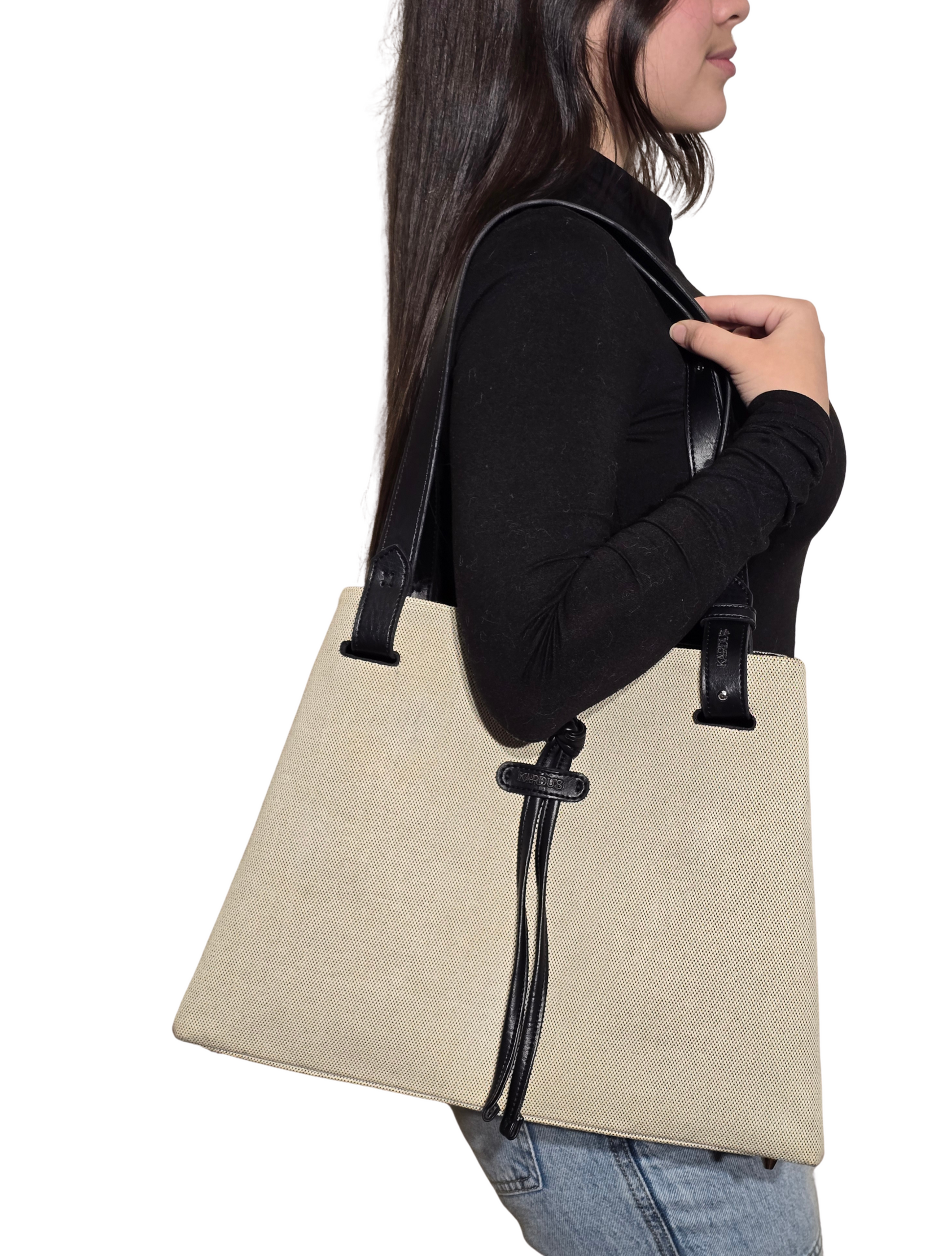 REINA CANVAS (waterproof )